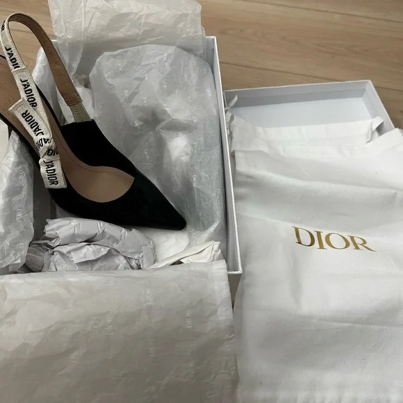 Dior Black Patent Leather Pointed Slingback Pumps with J'Adior Ribbon - Picture 3 of 7